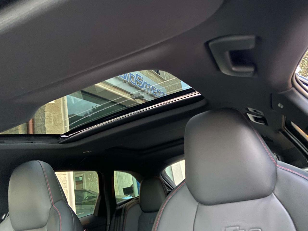 AUDI RS6 Avant 4.0 TFSI V8 quattro tiptronic - 26