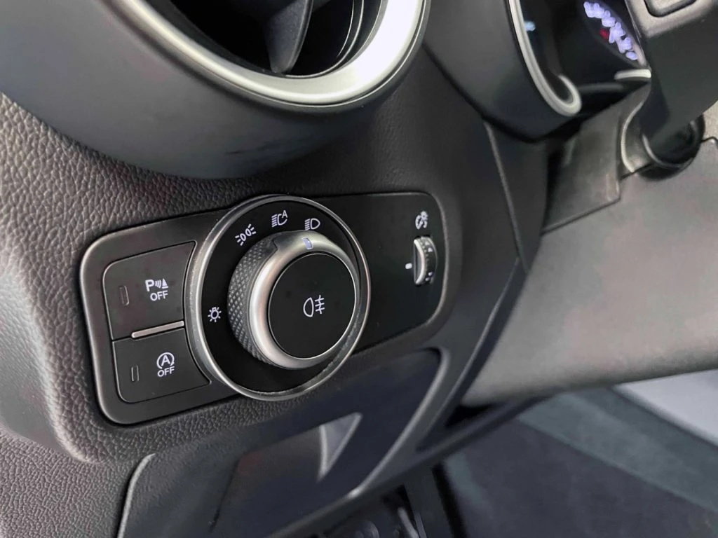 ALFA ROMEO Stelvio 2.2 T BUSINESS RWD 160CV AUTO - IVA DEDUCIBILE - 21