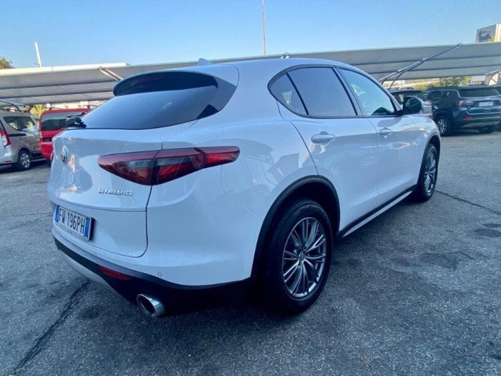 ALFA ROMEO Stelvio 2.2 Turbodiesel 190 CV AT8 Q4 Executive - 3