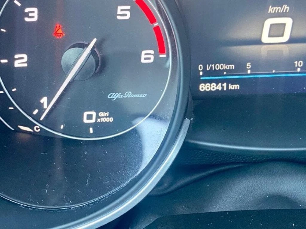 ALFA ROMEO Stelvio 2.2 Turbodiesel 190 CV AT8 Q4 Executive - 10