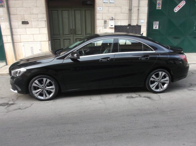 MERCEDES-BENZ CLA 200 d 4Matic Automatic Business Extra 