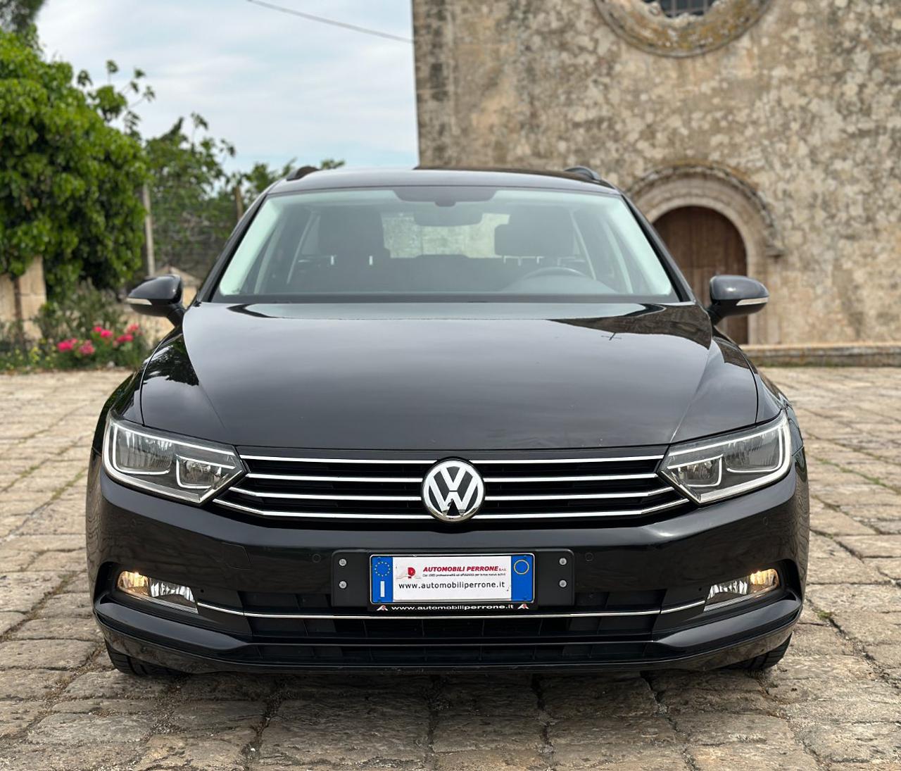 VOLKSWAGEN Passat Variant 1.6 TDI BMT 120cv (Navi/APP/BT - 15