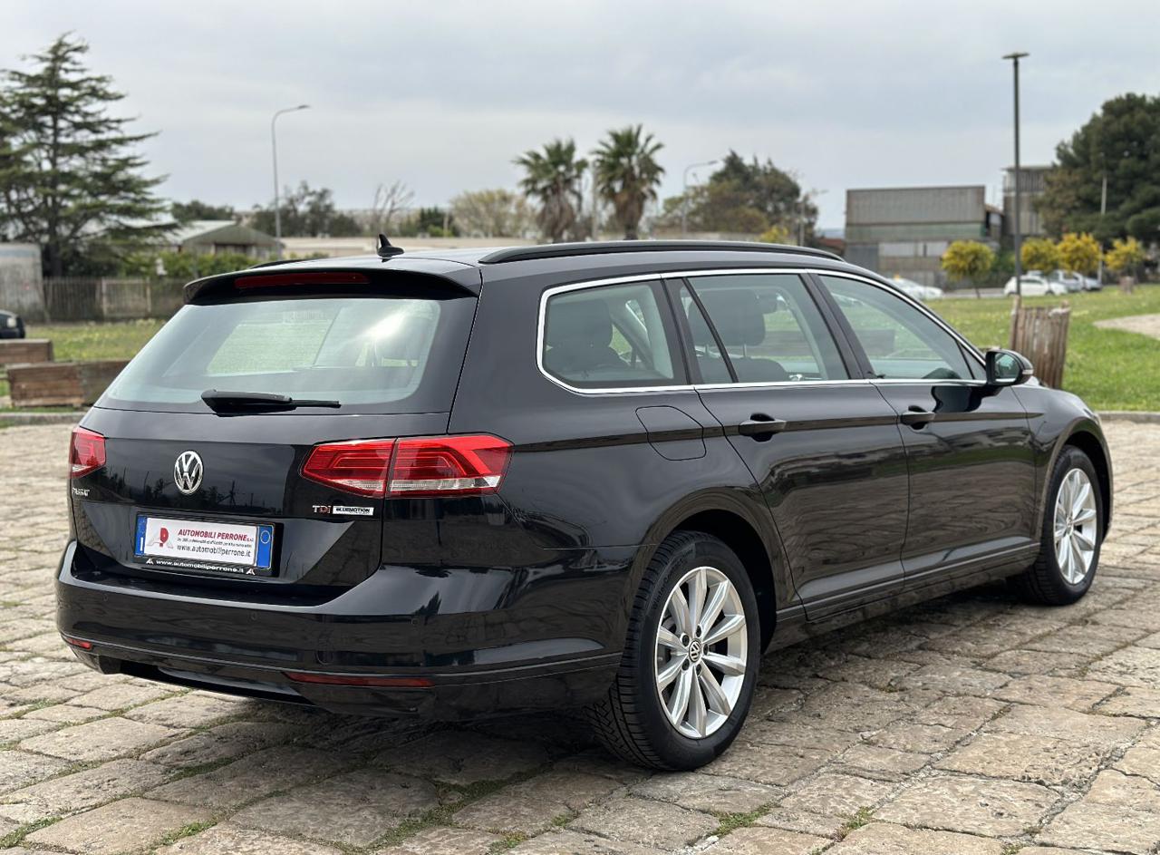 VOLKSWAGEN Passat Variant 1.6 TDI BMT 120cv (Navi/APP/BT - 12