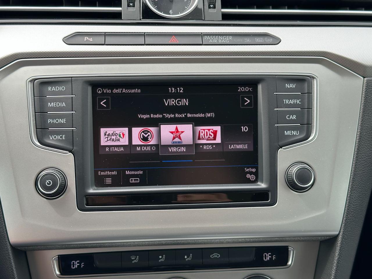 VOLKSWAGEN Passat Variant 1.6 TDI BMT 120cv (Navi/APP/BT - 23