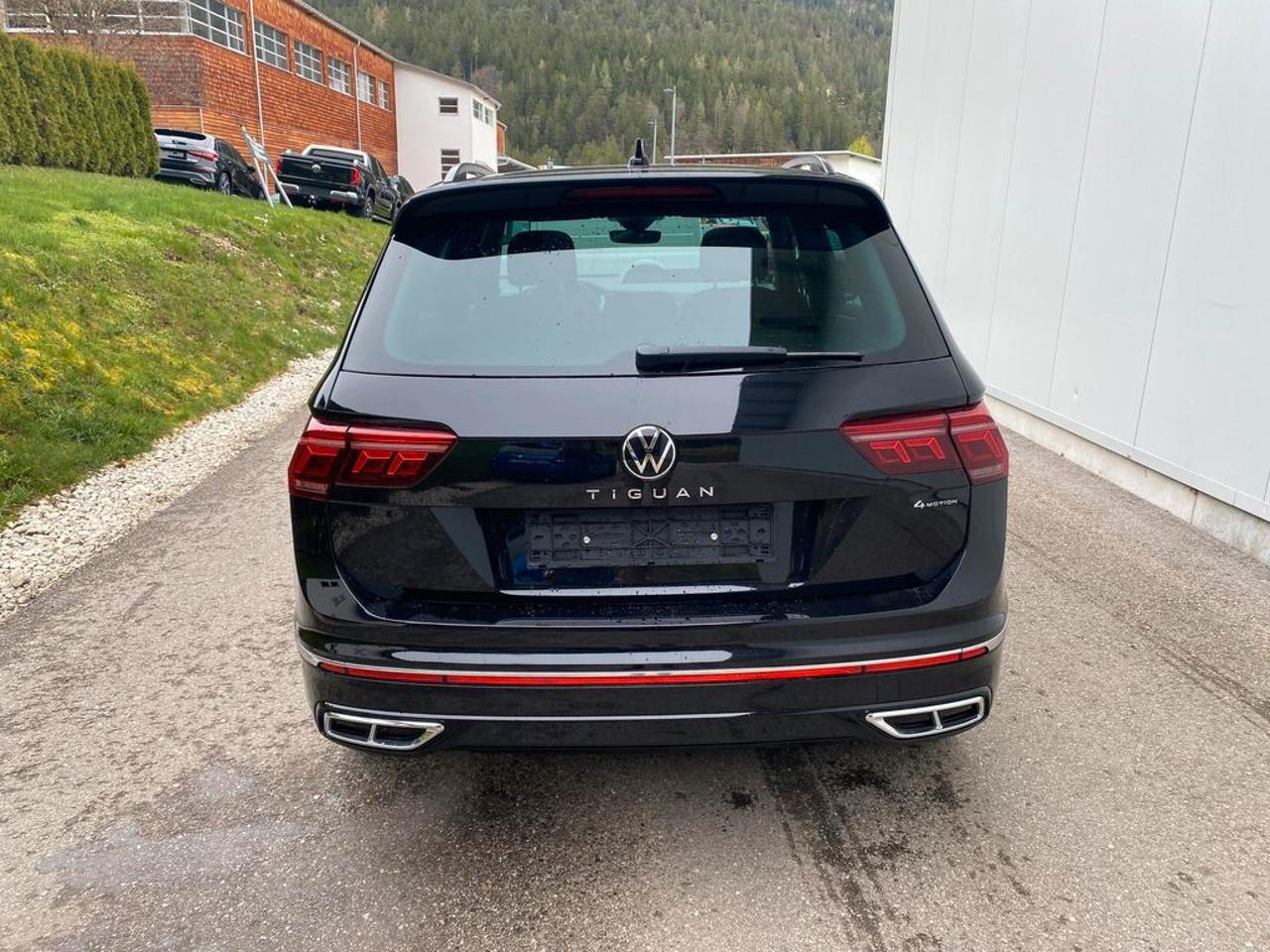 VOLKSWAGEN Tiguan 2.0 TDI 200 CV SCR DSG 4MOTION R-Line - 5