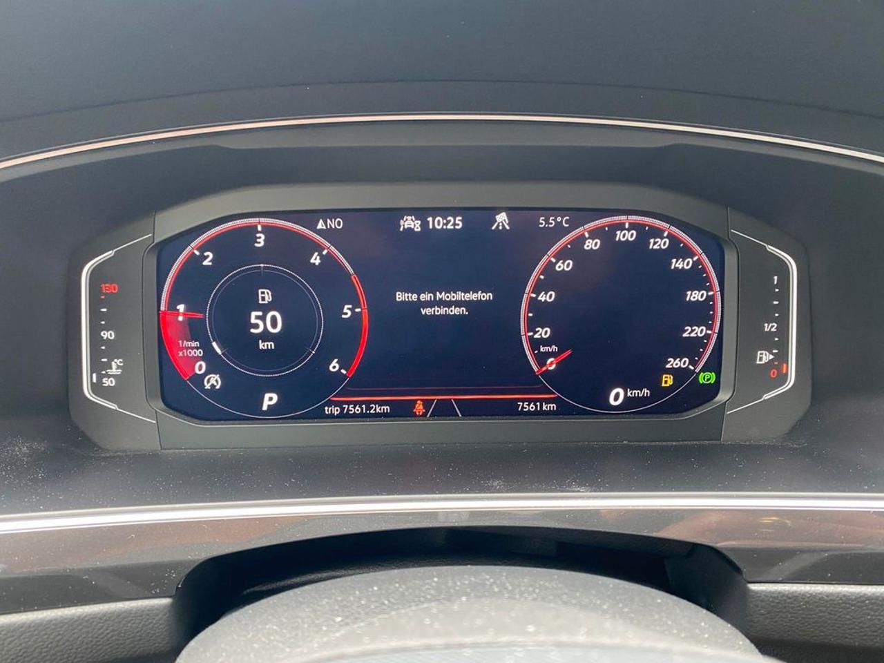 VOLKSWAGEN Tiguan 2.0 TDI 200 CV SCR DSG 4MOTION R-Line - 9