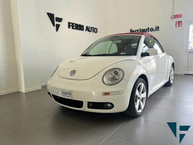 VOLKSWAGEN New Beetle 1.9 TDI 105CV Cabrio Limited Red Edition 