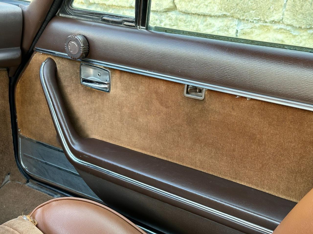 PEUGEOT 504 2.0i Coupè Pininfarina - 28