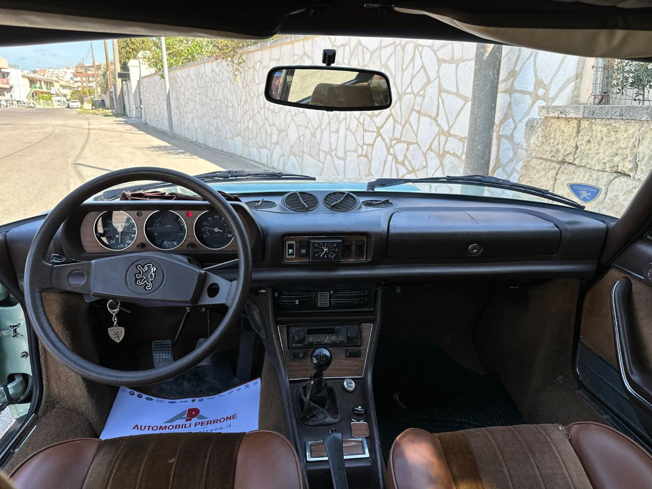 PEUGEOT 504 2.0i Coupè Pininfarina - 14