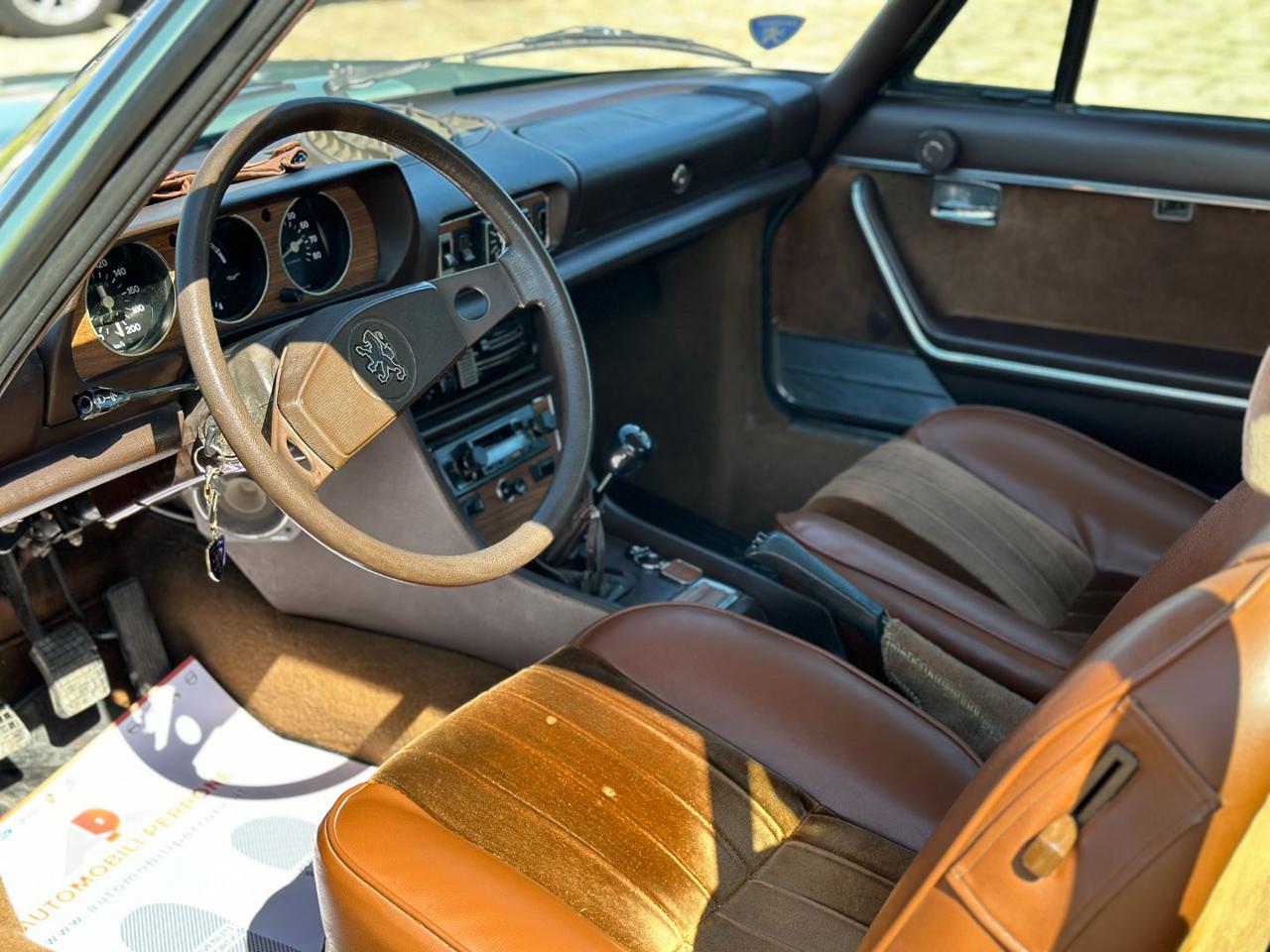 PEUGEOT 504 2.0i Coupè Pininfarina - 18