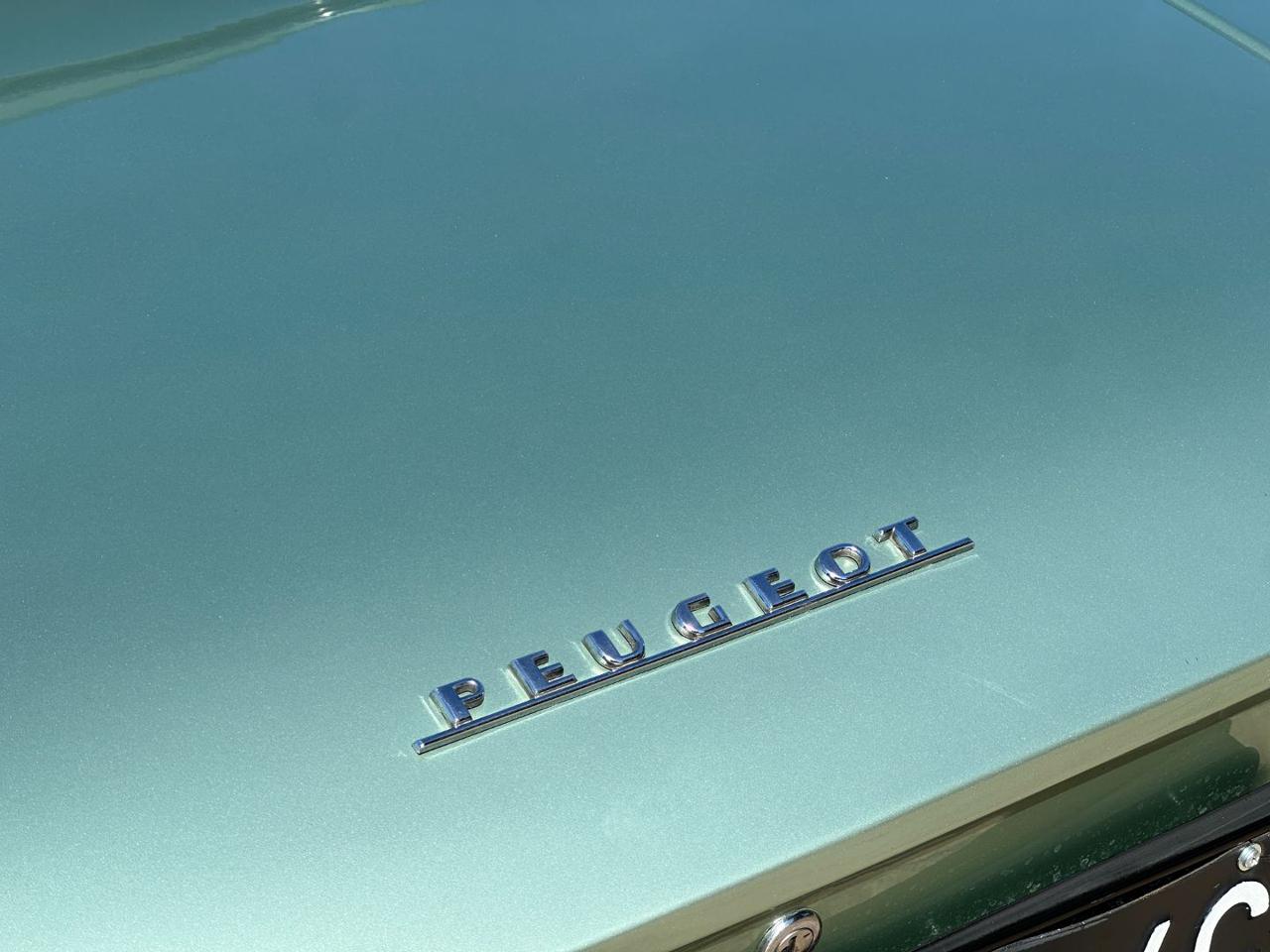 PEUGEOT 504 2.0i Coupè Pininfarina - 24