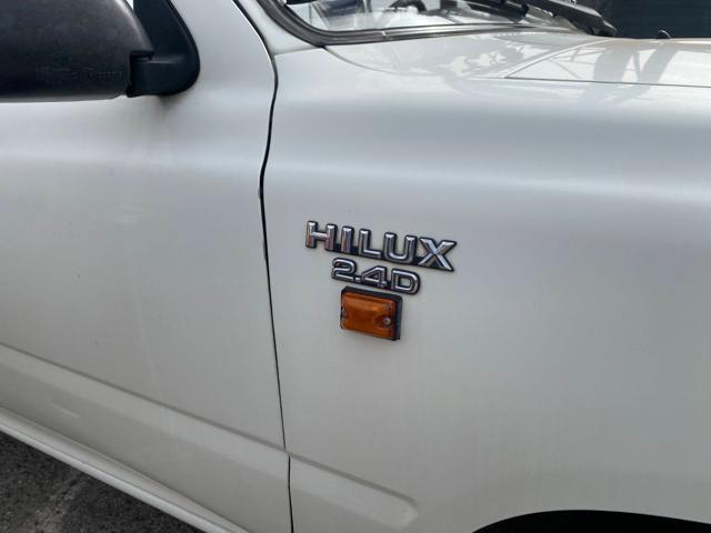 Toyota Hilux 2.4 diesel Pick-up - Foto 9