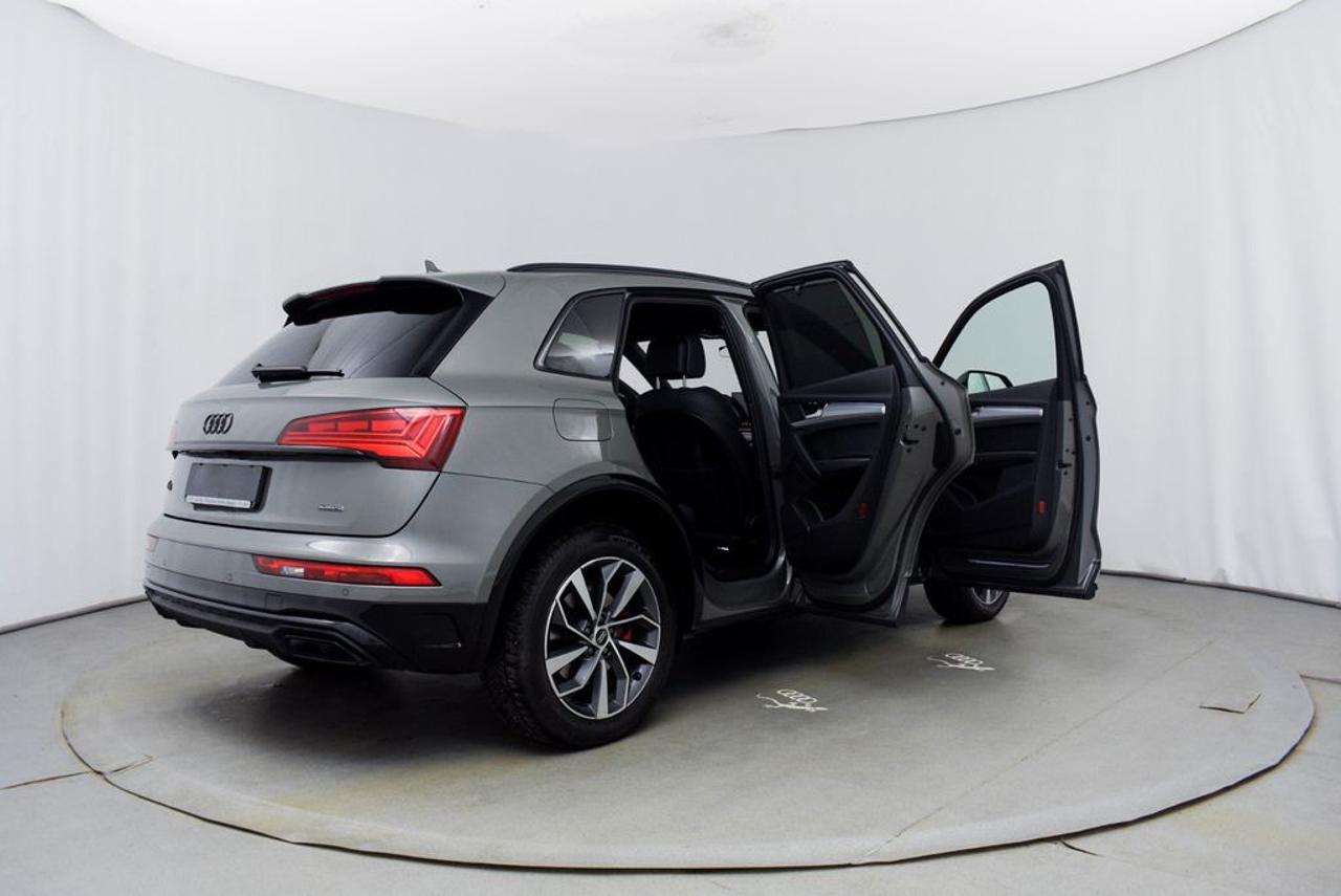 AUDI Q5 40 TDI 204 CV quattro S tronic S line - 4