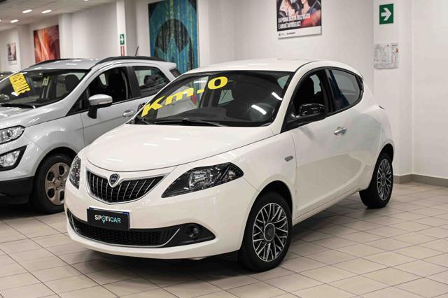 LANCIA Ypsilon 1.0 70cv 5P S&S Hybrid Gold Plus 