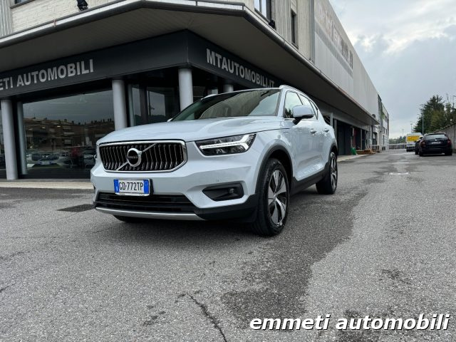 VOLVO XC40 Grigio metallizzato