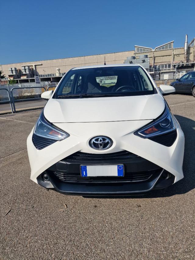 TOYOTA Aygo 1.0 VVT-i 72 CV 5 porte x-play 