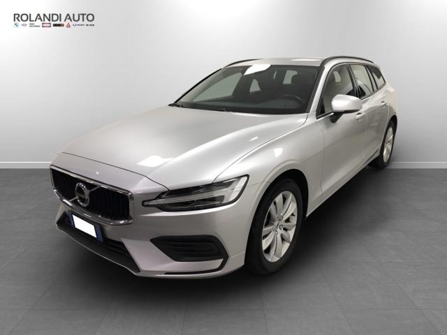 VOLVO V60 2.0 B4 Momentum Business Pro auto 