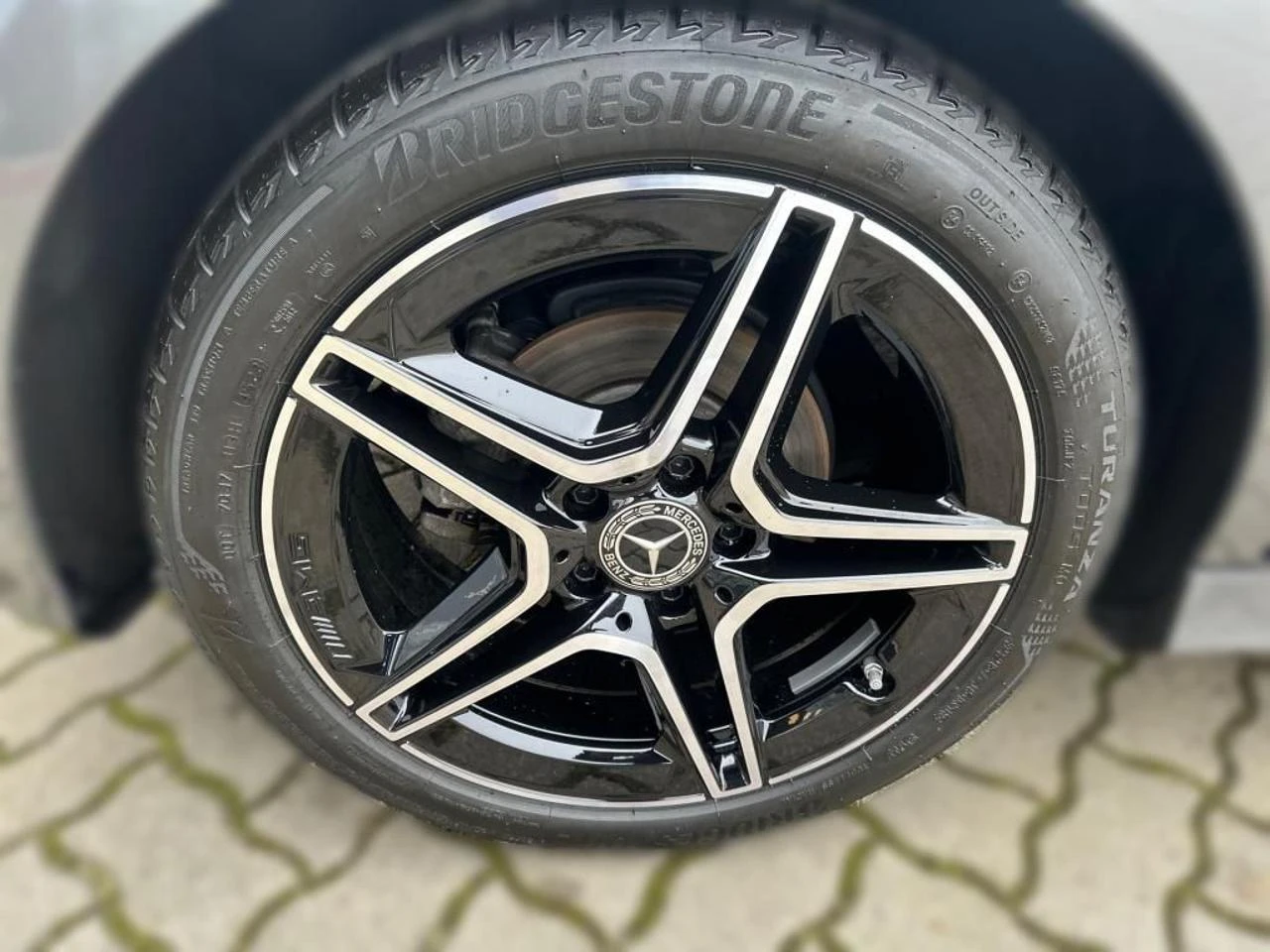 MERCEDES-BENZ A 200 d Premium AMG MBUX KAMERA - 4