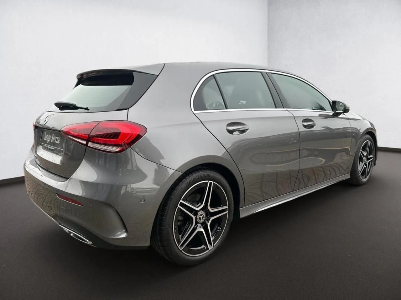 MERCEDES-BENZ A 200 d Premium AMG MBUX KAMERA - 2