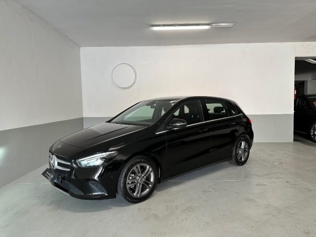 MERCEDES-BENZ B 180 d Automatic Business Extra 