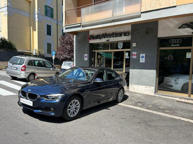BMW 316 Blu metallizzato