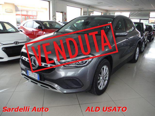 MERCEDES-BENZ GLA 180 d Automatic Business 