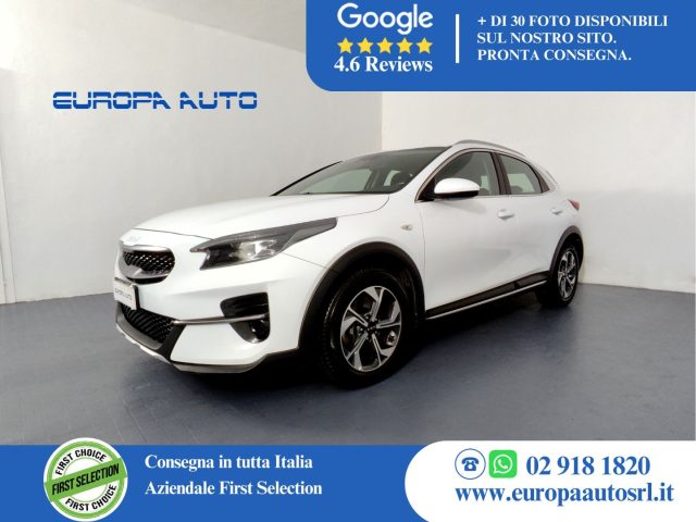 KIA XCeed Bianco pastello