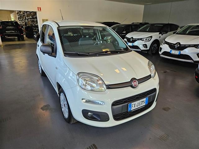 FIAT Panda 1.2 69cv Connected by Wind S S Usato