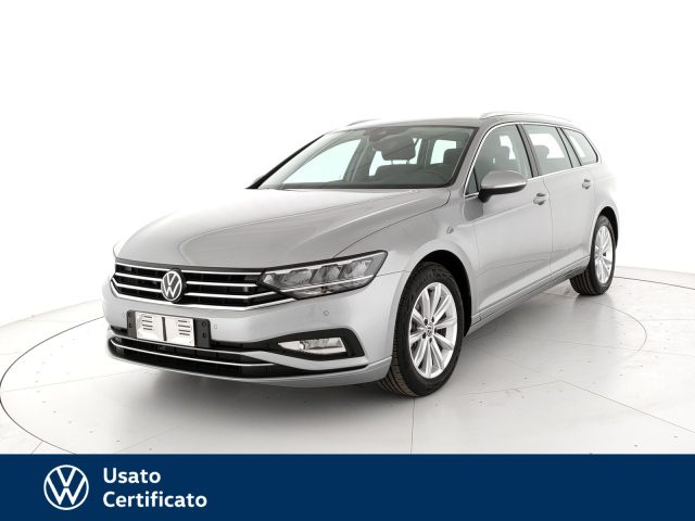 VOLKSWAGEN Passat Variant Grigio pastello