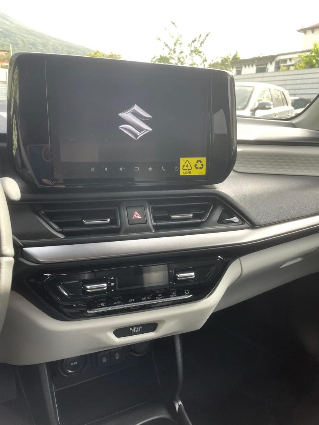 SUZUKI Swift 1.2 Hybrid Top - 14