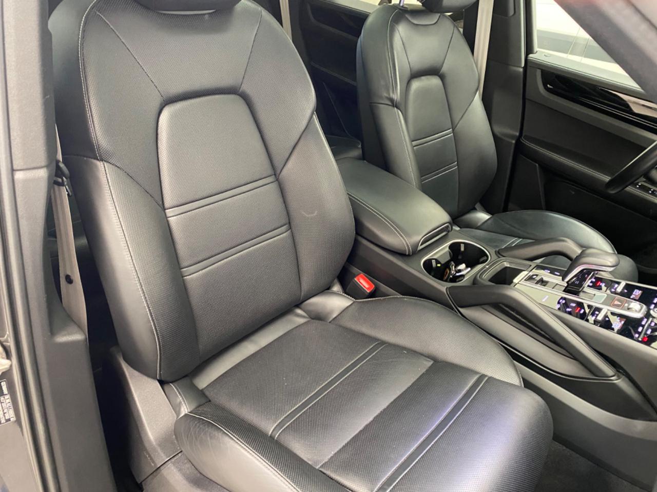 PORSCHE Cayenne Coupé 3.0 V6 E-Hybrid - 5