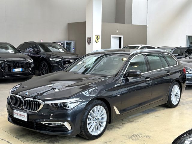 BMW 530 d 249CV Touring Luxury - 18 - Full Display - 360° 
