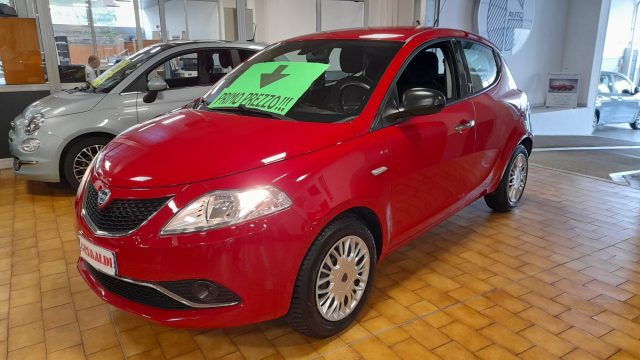 LANCIA Ypsilon 1.2 69 CV 5 porte BZ/GPL Silver 