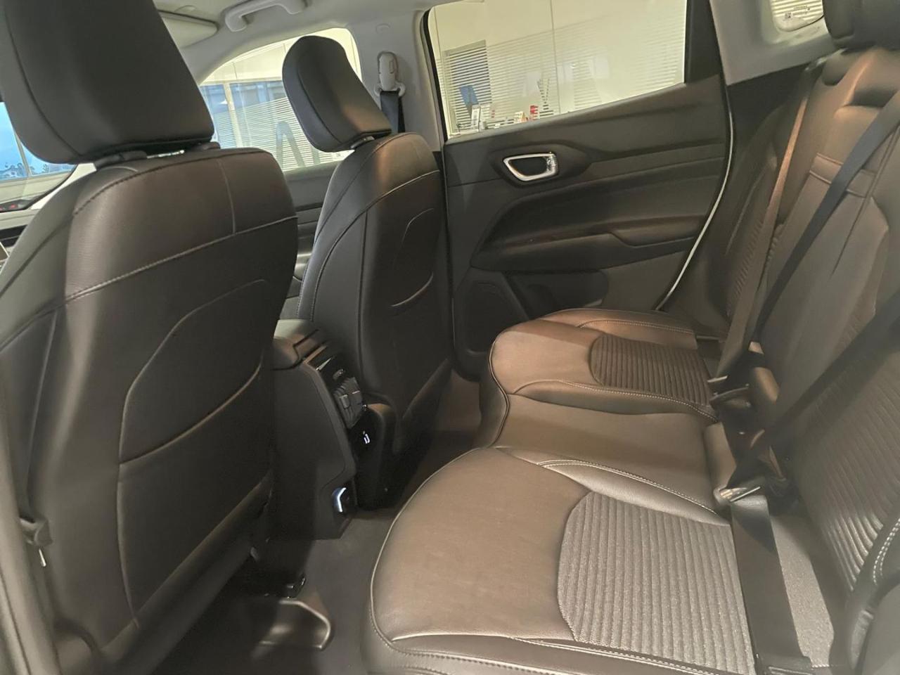 JEEP Compass 1.5 Turbo T4 130CV MHEV 2WD Night Eagle Automatica - 13