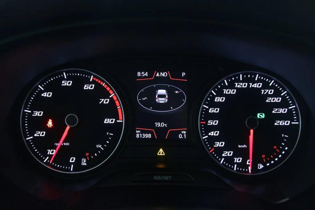 SEAT Leon 1.5 TGI DSG ST Style LED/NAVIGATORE - 12