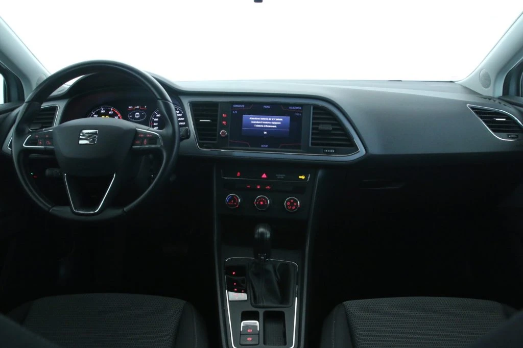 SEAT Leon 1.5 TGI DSG ST Style LED/NAVIGATORE - 10
