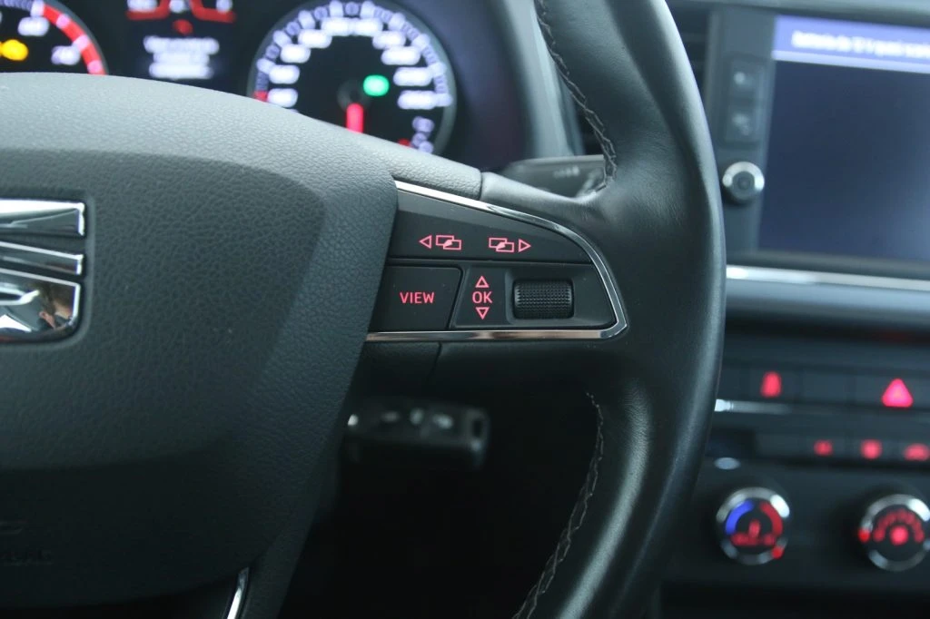 SEAT Leon 1.5 TGI DSG ST Style LED/NAVIGATORE - 21