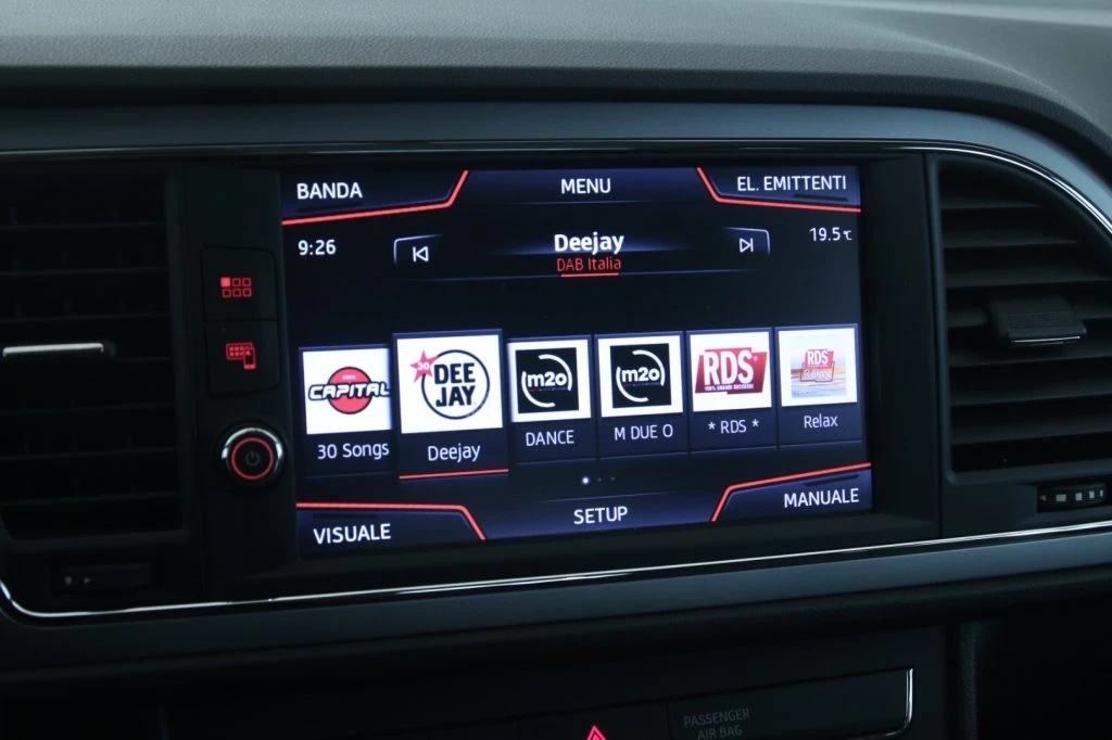 SEAT Leon 1.5 TGI DSG ST Style LED/NAVIGATORE - 16