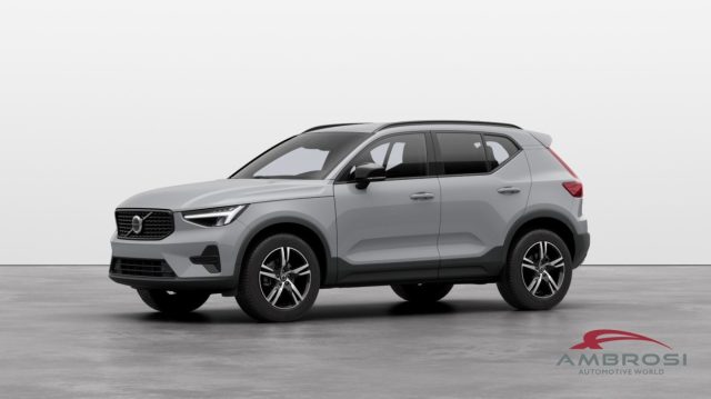 VOLVO XC40 B3 Mild hybrid Benzina Plus Dark 