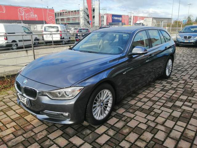 BMW 320 d Touring Luxury automatica 