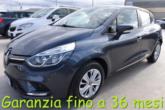 RENAULT Clio TCe 12V 90 CV 5 porte Business *Navi,sensori* 