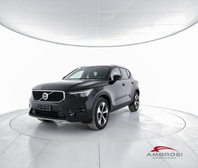 VOLVO XC40 B3 Mild hybrid Benzina Core 