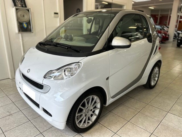 SMART ForTwo 1000 52 kW MHD coupé passion + NAVI 