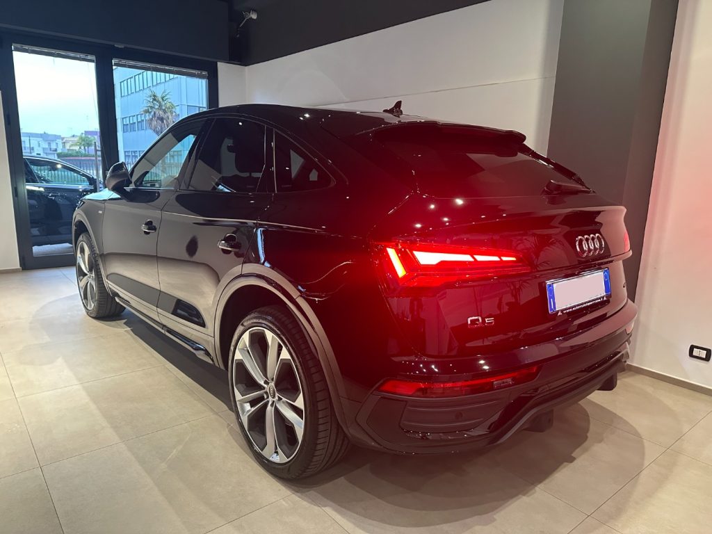 AUDI Q5 SPB 40 TDI MHEV S-Line S-tronic - 13