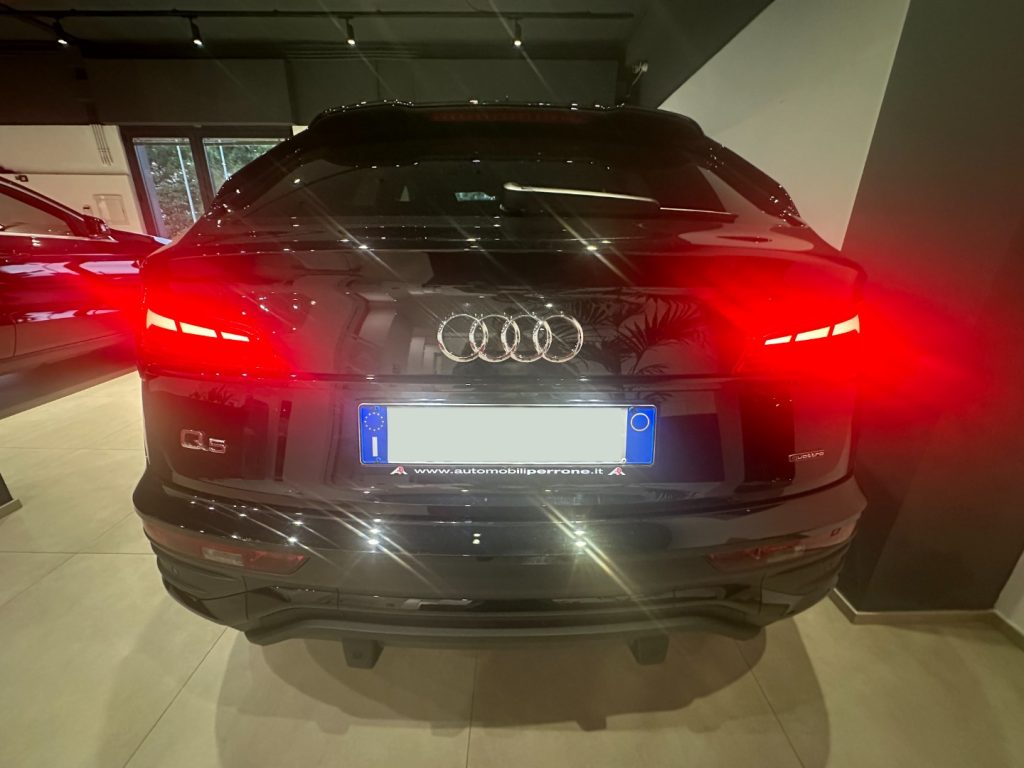 AUDI Q5 SPB 40 TDI MHEV S-Line S-tronic - 14