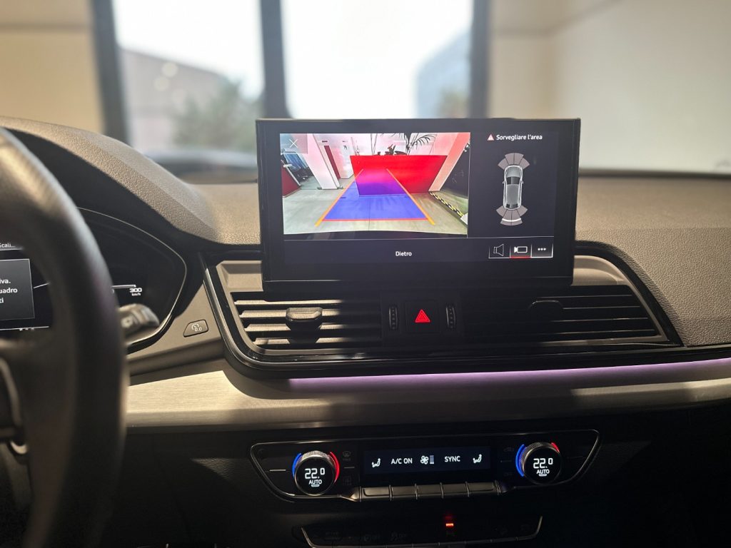 AUDI Q5 SPB 40 TDI MHEV S-Line S-tronic - 9