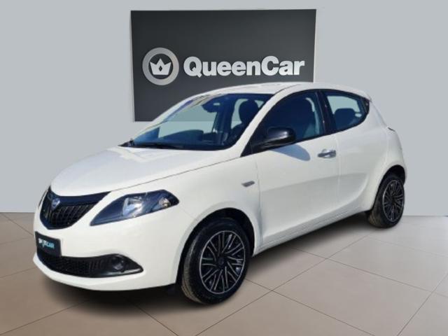 LANCIA Ypsilon Hybrid 1.0 70cv Silver Plus 