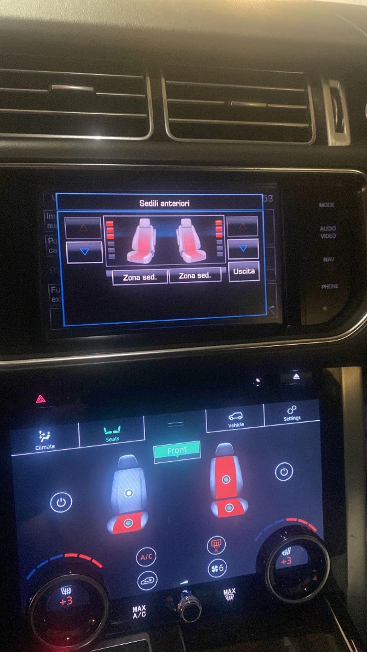 LAND ROVER Range Rover 4.4 SDV8 Vogue - 9