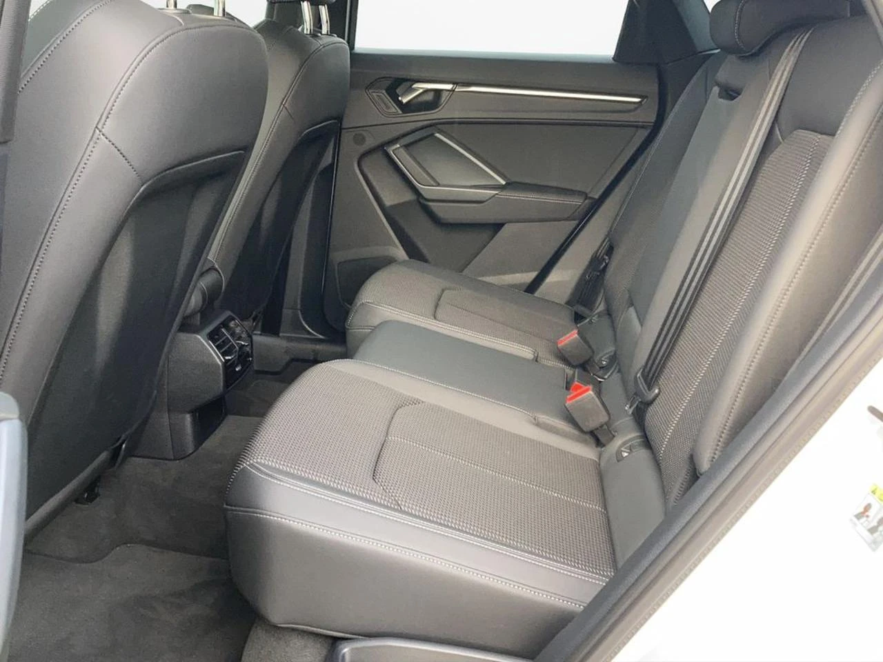 AUDI Q3 Sportback 35 TDI S tronic S line edition - 12