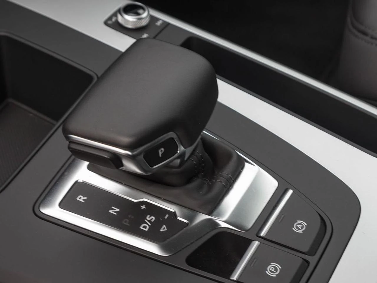 AUDI Q5 40 TDI 204 CV quattro S tronic S line - 9